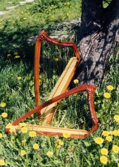 knäharpa